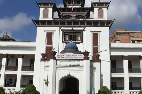 प्रमुख आयुक्तबिना सम्भव होला निर्वाचन ?